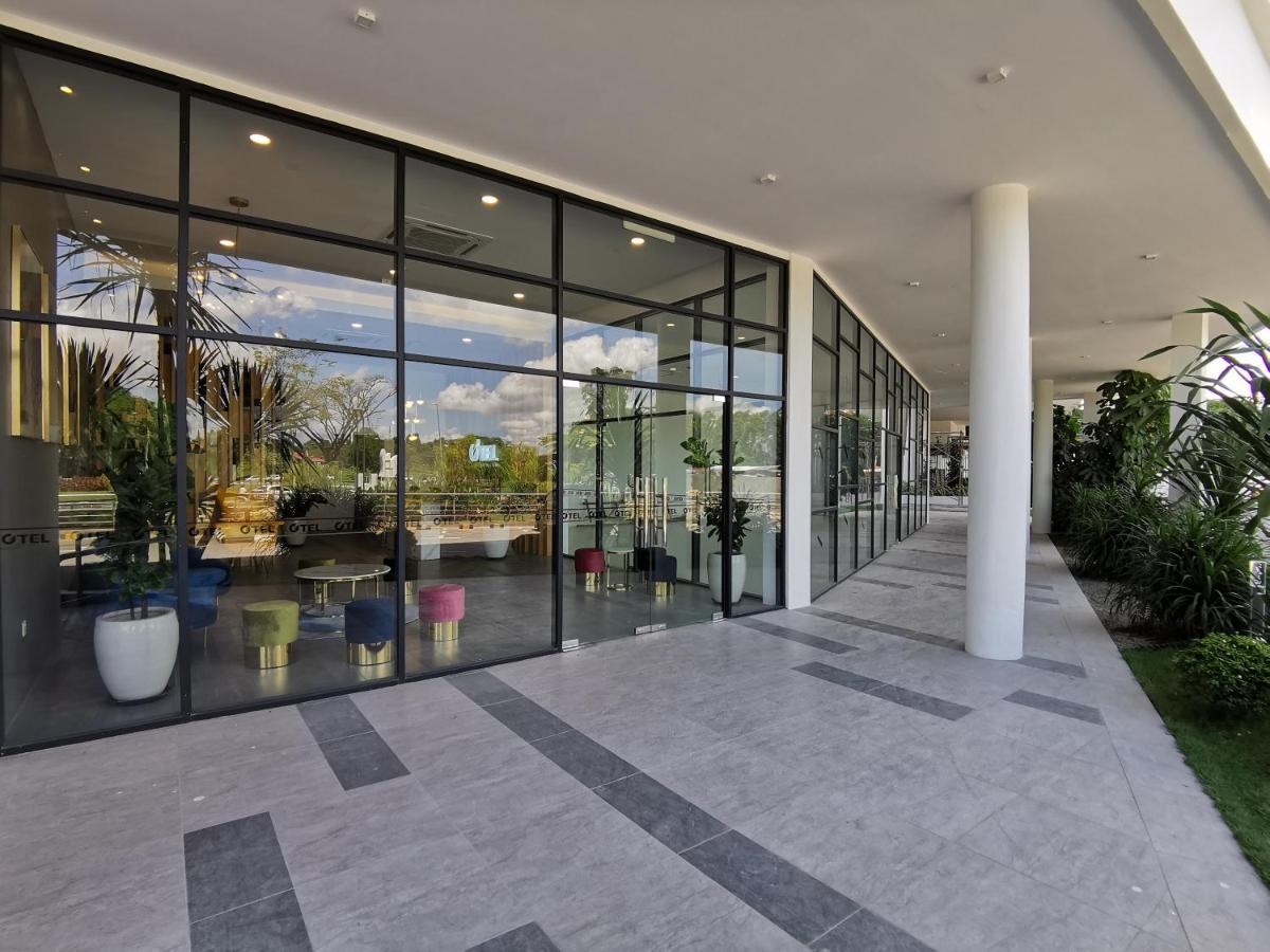 Otel Hotel Sibu Exterior photo